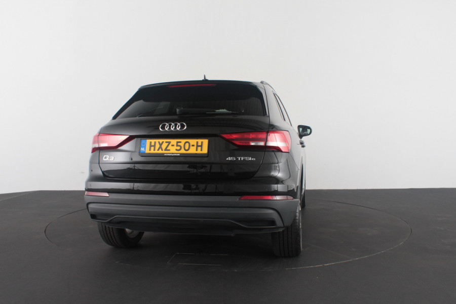 Audi Q3 45 TFSI e edition > 245pk/Leer/19inch/keyless/Stoelverwarming/Plug in-hybride...