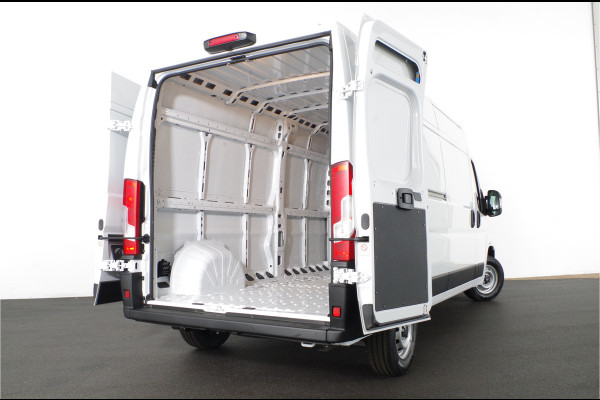 Fiat Ducato 2.2 MultiJet 140 S&S L3H2 3.5t Camera / Cruise / 270° deuren | Operational lease ook mogelijk!