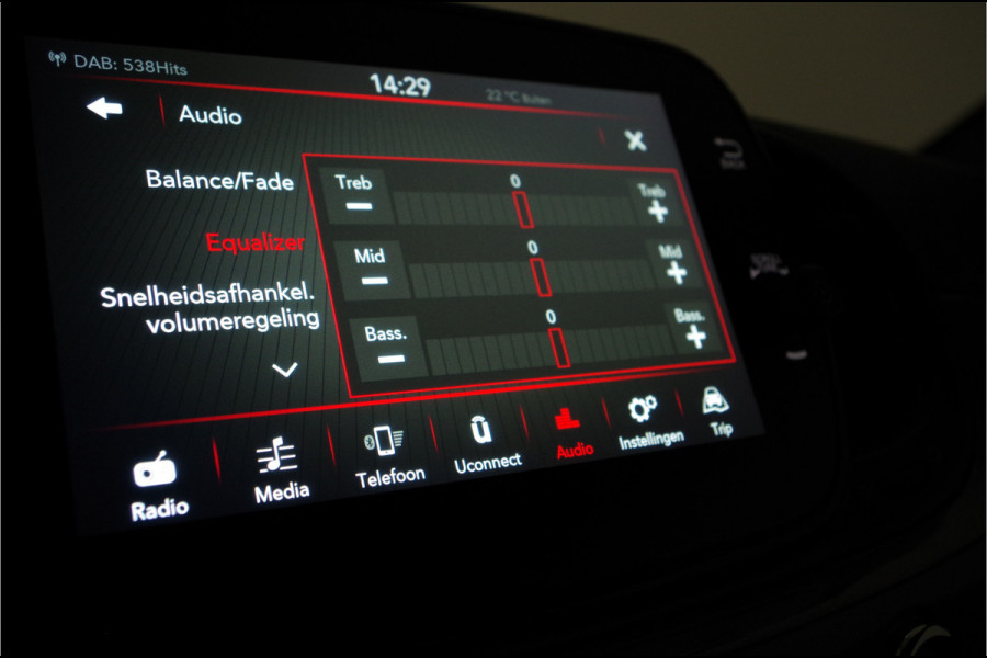 Fiat 500 1.0 Hybrid Club > Cruise control/Apple carplay/Android/Donkere hemelbekleding