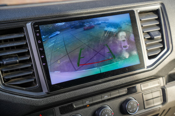 Volkswagen Crafter 30 2.0 TDI L3H2 Trendline Camera Cruise Trekhaak Schuifdeur Clima
