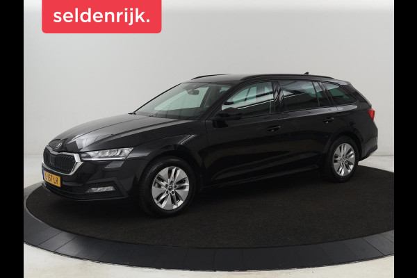 Škoda Octavia 1.0 TSI Business Edition | Carplay | Sfeerverlichting | Navigatie | Full LED | Parkeerhulp | Getint glas | Digital Cockpit