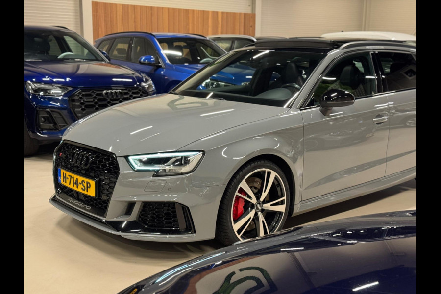 Audi RS3 Sportback 2.5 TFSI Quattro, Pano, Virtual, Apple Carplay, Black Pack, Cam, Blind Spot, Dynamisch, Dealer Onderhouden