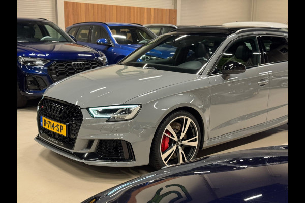 Audi RS3 Sportback 2.5 TFSI Quattro, Pano, Virtual, Apple Carplay, Black Pack, Cam, Blind Spot, Dynamisch, Dealer Onderhouden