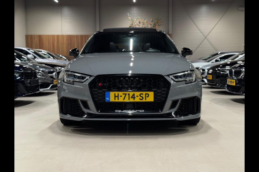 Audi RS3 Sportback 2.5 TFSI Quattro, Pano, Virtual, Apple Carplay, Black Pack, Cam, Blind Spot, Dynamisch, Dealer Onderhouden