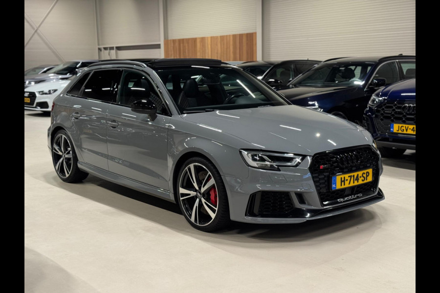 Audi RS3 Sportback 2.5 TFSI Quattro, Pano, Virtual, Apple Carplay, Black Pack, Cam, Blind Spot, Dynamisch, Dealer Onderhouden