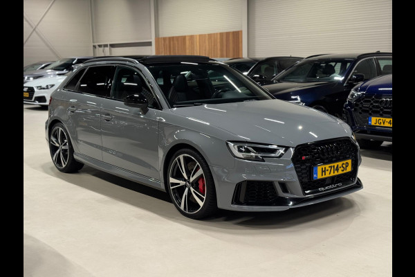 Audi RS3 Sportback 2.5 TFSI Quattro, Pano, Virtual, Apple Carplay, Black Pack, Cam, Blind Spot, Dynamisch, Dealer Onderhouden