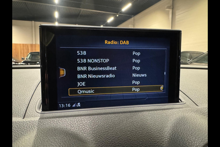 Audi RS3 Sportback 2.5 TFSI Quattro, Pano, Virtual, Apple Carplay, Black Pack, Cam, Blind Spot, Dynamisch, Dealer Onderhouden