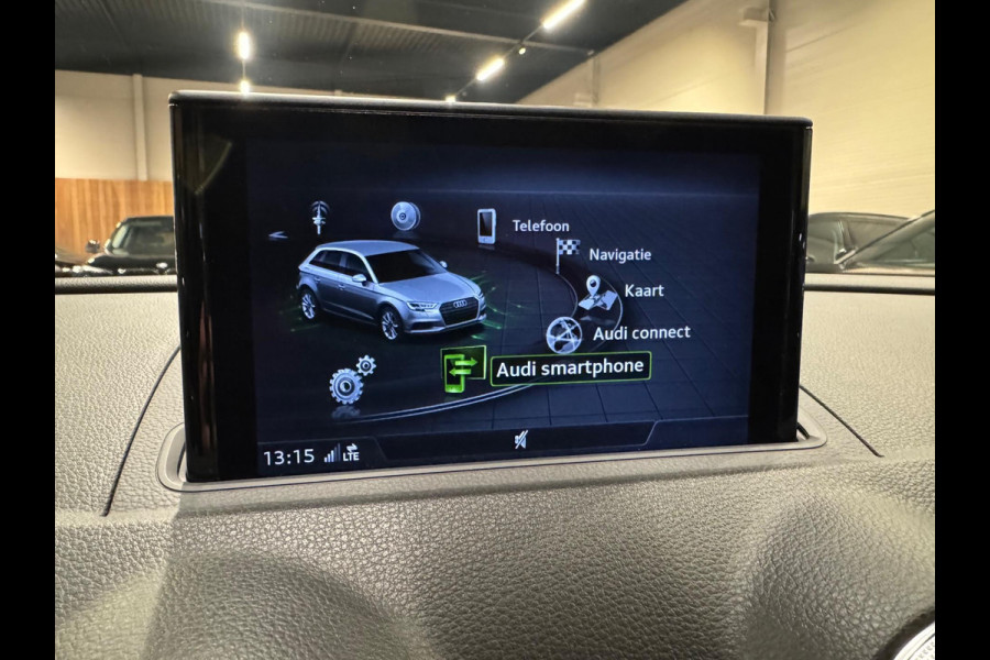 Audi RS3 Sportback 2.5 TFSI Quattro, Pano, Virtual, Apple Carplay, Black Pack, Cam, Blind Spot, Dynamisch, Dealer Onderhouden