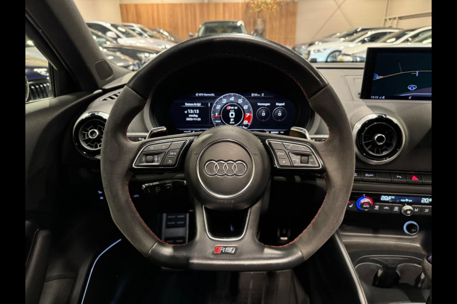 Audi RS3 Sportback 2.5 TFSI Quattro, Pano, Virtual, Apple Carplay, Black Pack, Cam, Blind Spot, Dynamisch, Dealer Onderhouden