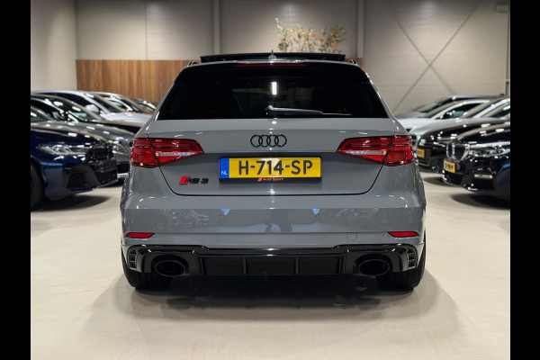 Audi RS3 Sportback 2.5 TFSI Quattro, Pano, Virtual, Apple Carplay, Black Pack, Cam, Blind Spot, Dynamisch, Dealer Onderhouden