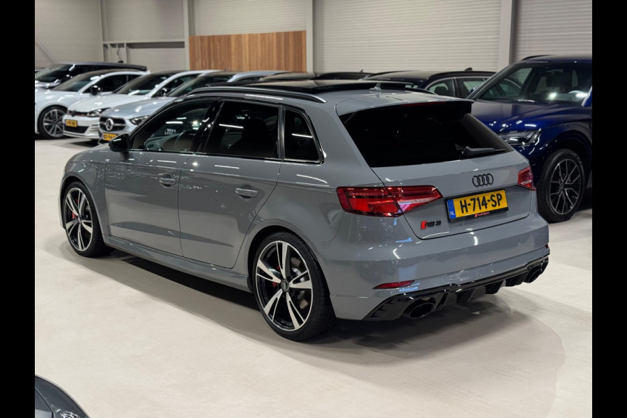 Audi RS3 Sportback 2.5 TFSI Quattro, Pano, Virtual, Apple Carplay, Black Pack, Cam, Blind Spot, Dynamisch, Dealer Onderhouden