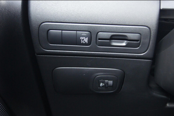 Citroën C3 Aircross 1.2 PureTech 130 Automaat • 2024 • Facelift • Voltaic Blue • Navi • All-Season • 17" Zwart LM