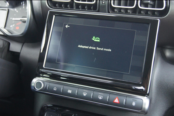 Citroën C3 Aircross 1.2 PureTech 130 Automaat • 2024 • Facelift • Voltaic Blue • Navi • All-Season • 17" Zwart LM