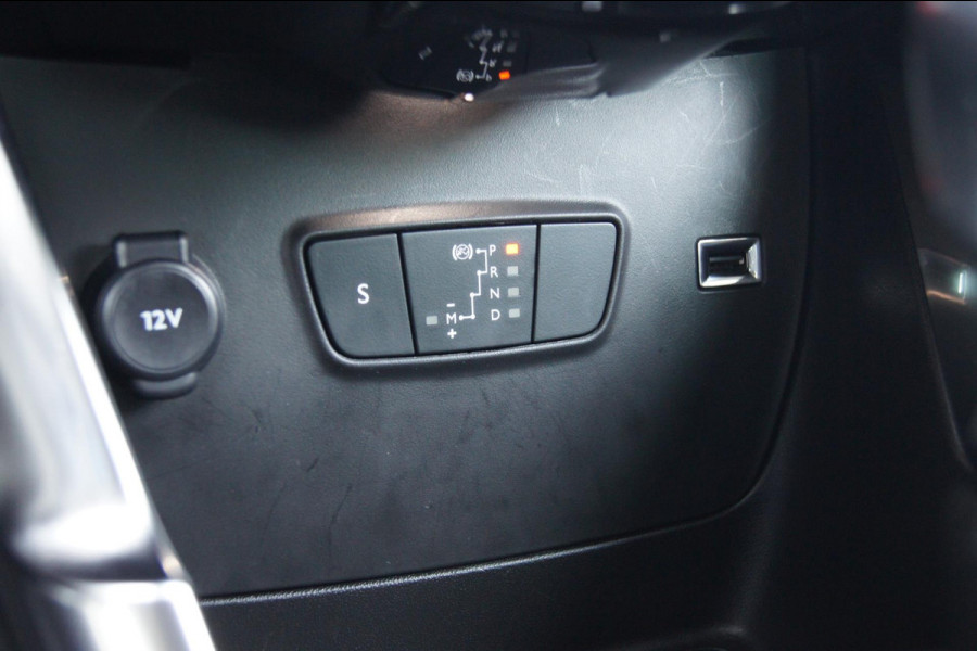 Citroën C3 Aircross 1.2 PureTech 130 Automaat • 2024 • Facelift • Voltaic Blue • Navi • All-Season • 17" Zwart LM