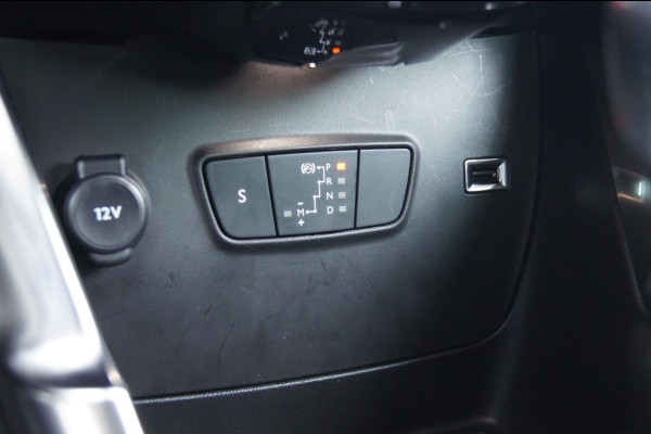 Citroën C3 Aircross 1.2 PureTech 130 Automaat • 2024 • Facelift • Voltaic Blue • Navi • All-Season • 17" Zwart LM