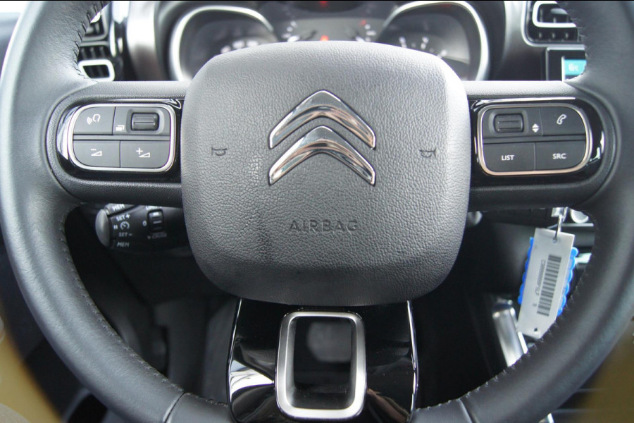 Citroën C3 Aircross 1.2 PureTech 130 Automaat • 2024 • Facelift • Voltaic Blue • Navi • All-Season • 17" Zwart LM