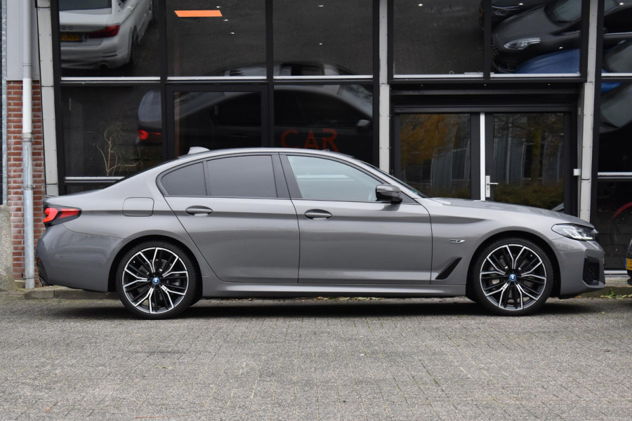 BMW 5 Serie 530e High Executive M-Sport Pano Camera 20" HK