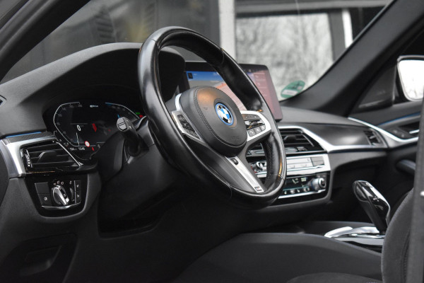 BMW 5 Serie 530e High Executive M-Sport Pano Camera 20" HK