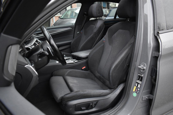 BMW 5 Serie 530e High Executive M-Sport Pano Camera 20" HK