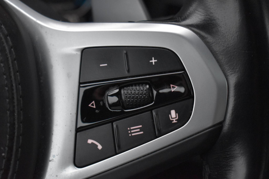 BMW 5 Serie 530e High Executive M-Sport Pano Camera 20" HK