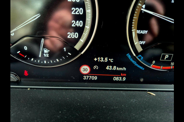 BMW X1 SDrive18i Executive . Panoramadak . 37000 km