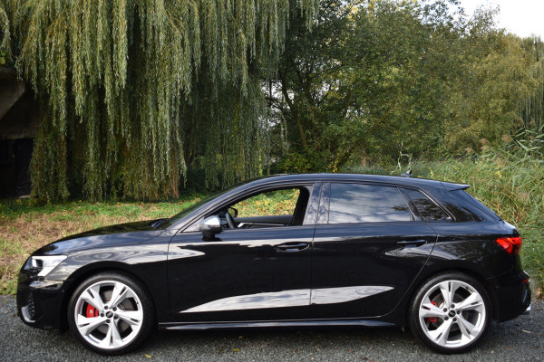 Audi A3 Sportback 2.0 TFSI S3 QUATTRO 310PK S-TRON S3-SPORT CAMERA/LEDER/CARPLAY