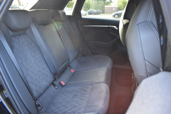 Audi A3 Sportback 2.0 TFSI S3 QUATTRO 310PK S-TRON S3-SPORT CAMERA/LEDER/CARPLAY