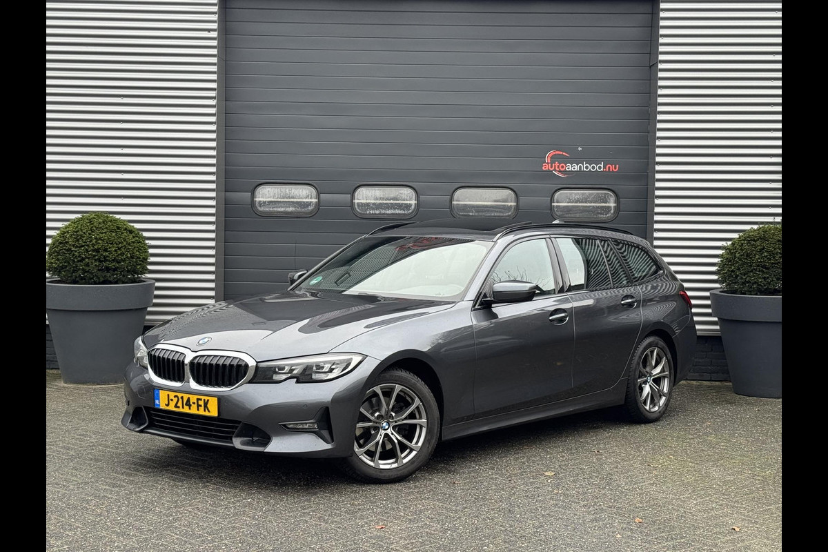 BMW 3 Serie Touring 320i Executive Edition | Panoramadak | DAB | Carplay | Navigatie | Elektrische Achterklep |