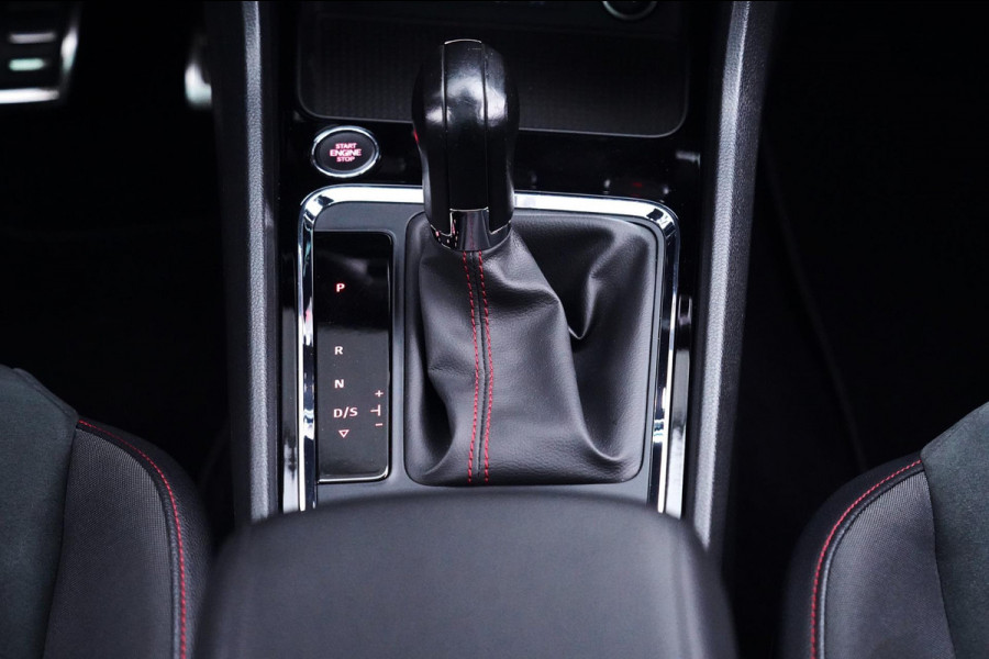 Seat Ateca 1.5 TSI FR Business Intense / Pano / Trekhaak / Navi / ACC / Side-Assist / Elek. Klep