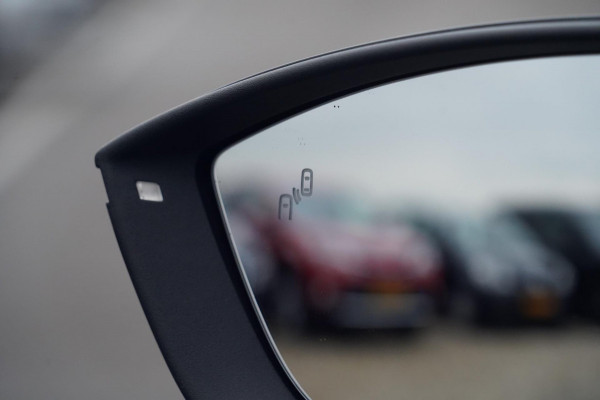 Seat Ateca 1.5 TSI FR Business Intense / Pano / Trekhaak / Navi / ACC / Side-Assist / Elek. Klep