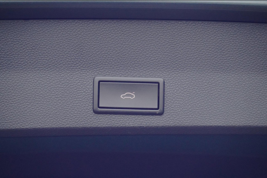 Seat Ateca 1.5 TSI FR Business Intense / Pano / Trekhaak / Navi / ACC / Side-Assist / Elek. Klep