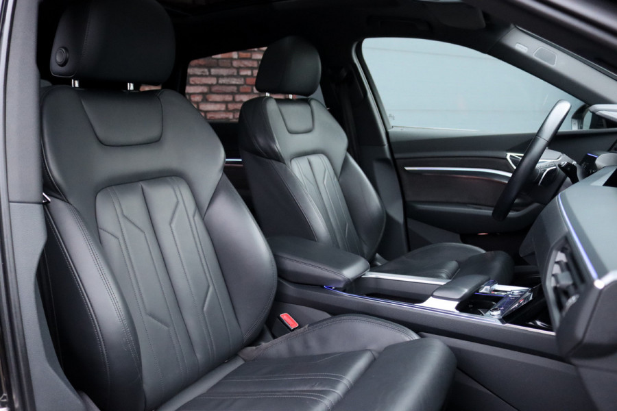 Audi e-tron 55 Quattro advanced Pro Line Plus 95 kWh | Adaptieve Cruise Control | Panoramadak | Bang&Olufsen | Soft-Close | HUD | Interieurvoorverwarming | Hulppakket Tour+Stad | Memory | Matrix LED |