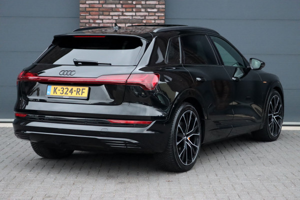 Audi e-tron 55 Quattro advanced Pro Line Plus 95 kWh | Adaptieve Cruise Control | Panoramadak | Bang&Olufsen | Soft-Close | HUD | Interieurvoorverwarming | Hulppakket Tour+Stad | Memory | Matrix LED |