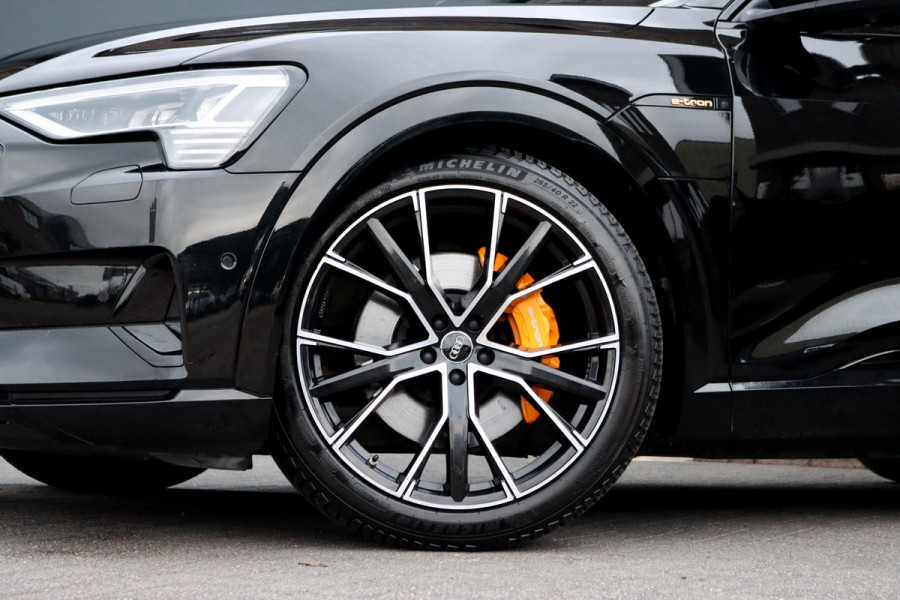 Audi e-tron 55 Quattro advanced Pro Line Plus 95 kWh | Adaptieve Cruise Control | Panoramadak | Bang&Olufsen | Soft-Close | HUD | Interieurvoorverwarming | Hulppakket Tour+Stad | Memory | Matrix LED |