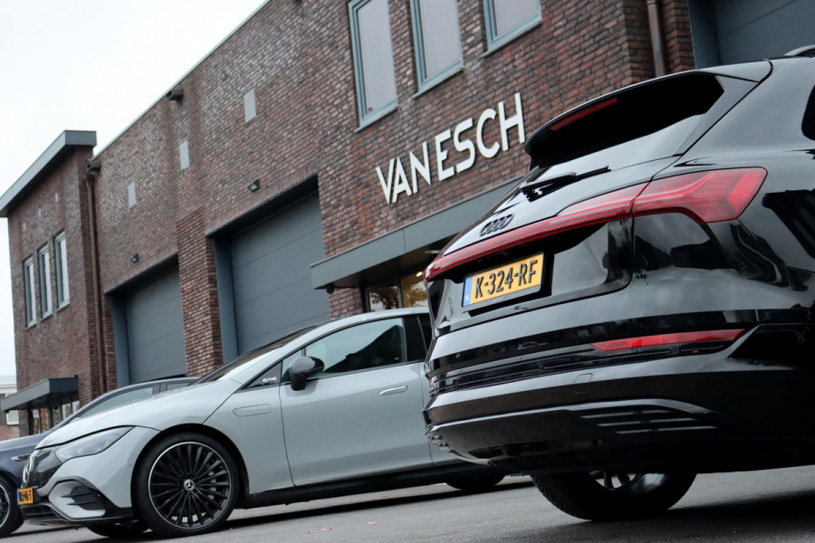 Audi e-tron 55 Quattro advanced Pro Line Plus 95 kWh | Adaptieve Cruise Control | Panoramadak | Bang&Olufsen | Soft-Close | HUD | Interieurvoorverwarming | Hulppakket Tour+Stad | Memory | Matrix LED |