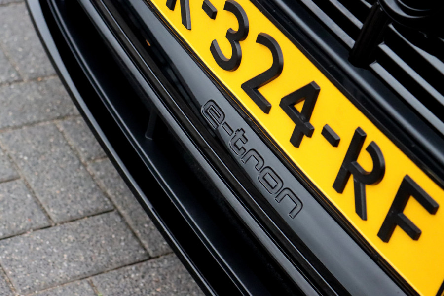 Audi e-tron 55 Quattro advanced Pro Line Plus 95 kWh | Adaptieve Cruise Control | Panoramadak | Bang&Olufsen | Soft-Close | HUD | Interieurvoorverwarming | Hulppakket Tour+Stad | Memory | Matrix LED |