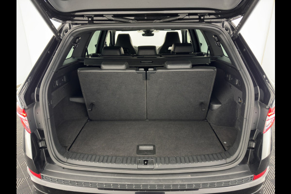 Škoda Kodiaq 1.5 TSI Sportline Business [ 7-Pers. ] (INCL-BTW) Aut. *LEATHER-MICROFIBRE | FULL-LED | ADAPTIVE-CRUISE | MEMORY-PACK | DIGI-COCKPIT | NAVI-FULLMAP | CAMERA | DAB+ | AMBIENT-LIGHT | KEYLESS | CARPLAY | PRIVACY-GLASS| TOWBAR | 20''