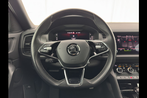 Škoda Kodiaq 1.5 TSI Sportline Business [ 7-Pers. ] (INCL-BTW) Aut. *LEATHER-MICROFIBRE | FULL-LED | ADAPTIVE-CRUISE | MEMORY-PACK | DIGI-COCKPIT | NAVI-FULLMAP | CAMERA | DAB+ | AMBIENT-LIGHT | KEYLESS | CARPLAY | PRIVACY-GLASS| TOWBAR | 20''