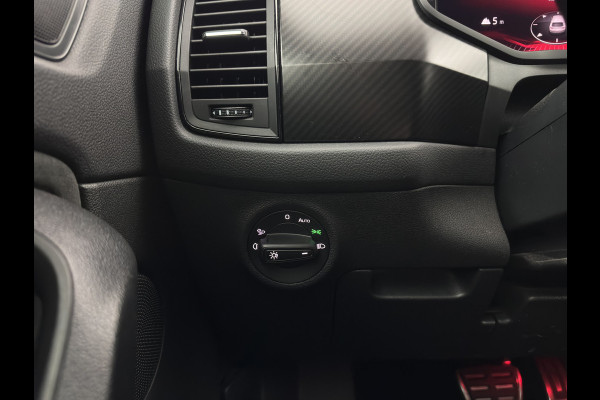Škoda Kodiaq 1.5 TSI Sportline Business [ 7-Pers. ] (INCL-BTW) Aut. *LEATHER-MICROFIBRE | FULL-LED | ADAPTIVE-CRUISE | MEMORY-PACK | DIGI-COCKPIT | NAVI-FULLMAP | CAMERA | DAB+ | AMBIENT-LIGHT | KEYLESS | CARPLAY | PRIVACY-GLASS| TOWBAR | 20''