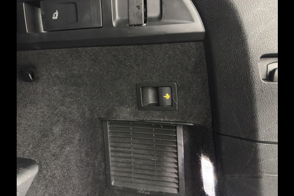 Škoda Kodiaq 1.5 TSI Sportline Business [ 7-Pers. ] (INCL-BTW) Aut. *LEATHER-MICROFIBRE | FULL-LED | ADAPTIVE-CRUISE | MEMORY-PACK | DIGI-COCKPIT | NAVI-FULLMAP | CAMERA | DAB+ | AMBIENT-LIGHT | KEYLESS | CARPLAY | PRIVACY-GLASS| TOWBAR | 20''