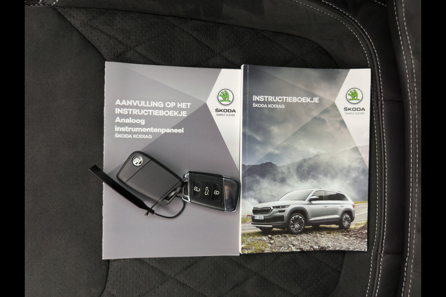 Škoda Kodiaq 1.5 TSI Sportline Business [ 7-Pers. ] (INCL-BTW) Aut. *LEATHER-MICROFIBRE | FULL-LED | ADAPTIVE-CRUISE | MEMORY-PACK | DIGI-COCKPIT | NAVI-FULLMAP | CAMERA | DAB+ | AMBIENT-LIGHT | KEYLESS | CARPLAY | PRIVACY-GLASS| TOWBAR | 20''