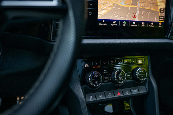 Škoda Kodiaq 1.5 TSI Style Business Pano Leder Trekhaak VOL