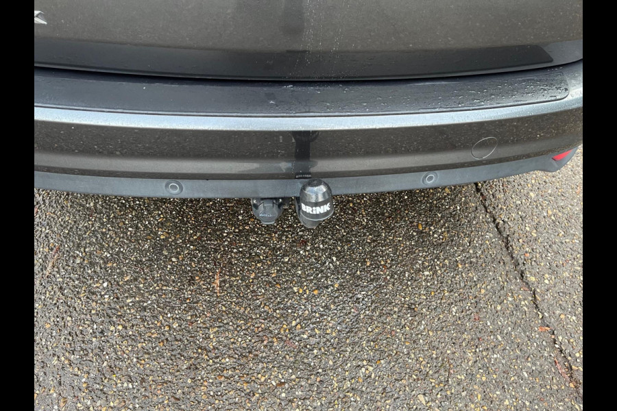 Ford C-MAX 1.0 Trend 125PK / Sync 3 / Trekhaak / Voorruit verwarming