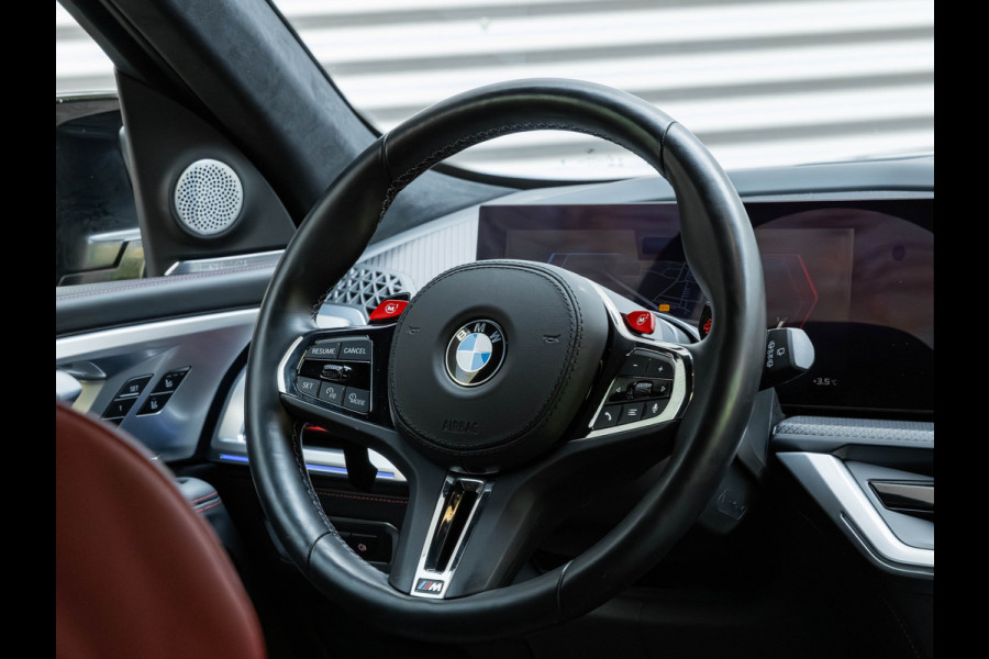 BMW XM PHEV Label Red - Individual ''British Racing Green'' - Bowers & Wilkins