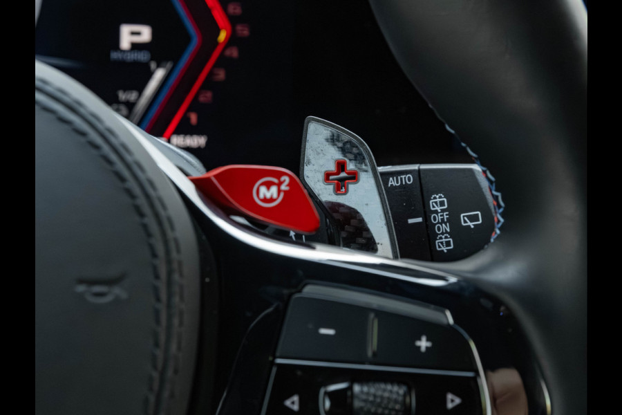 BMW XM PHEV Label Red - Individual ''British Racing Green'' - Bowers & Wilkins