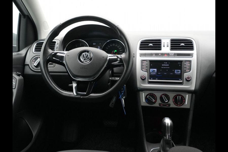 Volkswagen Polo 1.0 TSI DSG automaat Edition Trekhaak Navi via App Cruise Lm velgen Argon