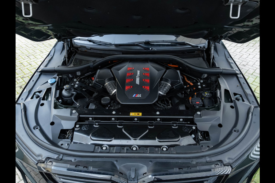 BMW XM PHEV Label Red - Individual ''British Racing Green'' - Bowers & Wilkins