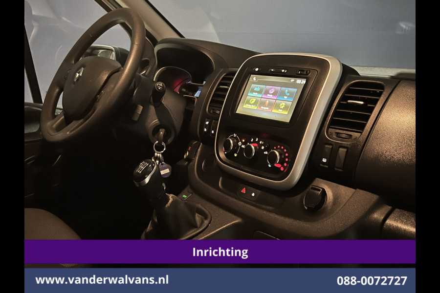 Renault Trafic 2.0 dCi 120pk L2H1 Inrichting Euro6 Airco | Omvormer | Camera | Navigatie | LED | Trekhaak Cruisecontrol, Parkeersensoren, Bijrijdersbank