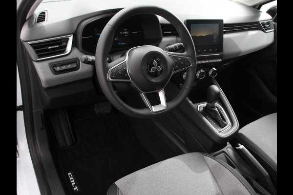 Mitsubishi Colt 1.6 HEV Automaat Intense DEMO Navigatie d.m.v. Apple Carplay/Android Auto Camera Climate Control Cruise Control Lichtmetalen velgen Extra Getint Glas Digitale Cockpit