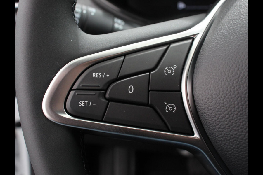 Mitsubishi Colt 1.6 HEV Automaat Intense DEMO Navigatie d.m.v. Apple Carplay/Android Auto Camera Climate Control Cruise Control Lichtmetalen velgen Extra Getint Glas Digitale Cockpit